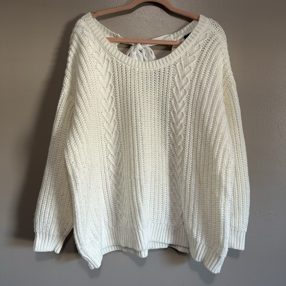 Torrid Women's Cream Drip Shoulder  Sweater Size 2x Valentines Flirty Soft Girl